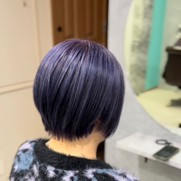 ブルーラベンダー×ショートボブ