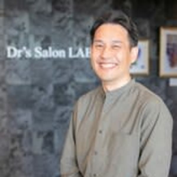 Dr's salon LAB  小山店【ドクターズサロンラブオヤマテン】のスタッフ紹介。塚本明 髪質改善