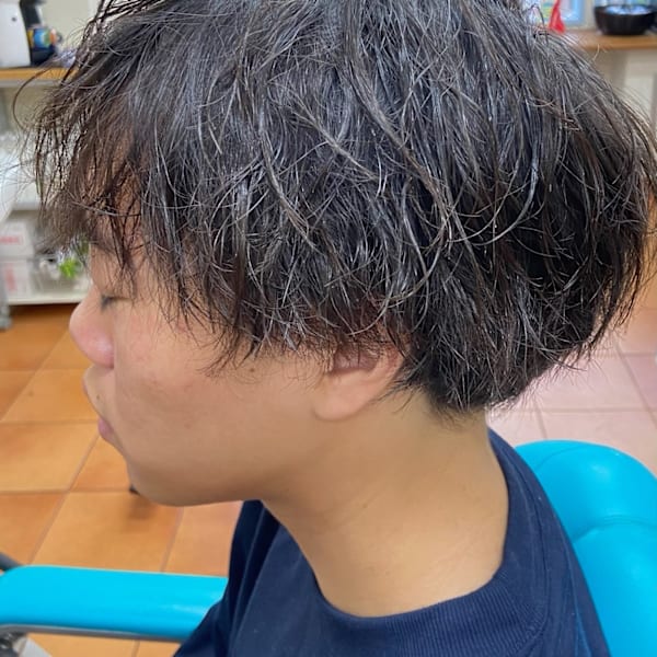 大学生　カット　パーマ