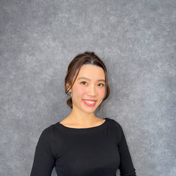 銀座 マッサージ REVERN ~Recovery Salon~【リヴァン】【リヴァン】のスタッフ紹介。ルナ