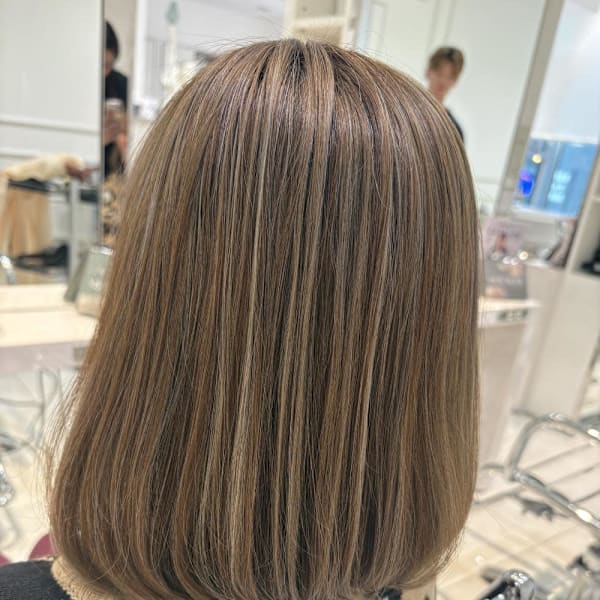 ハイライト入りボブ|NYNY 姫路本店