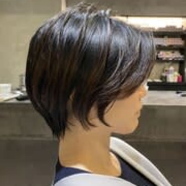 イルミナカラー× 上品ショート|croix