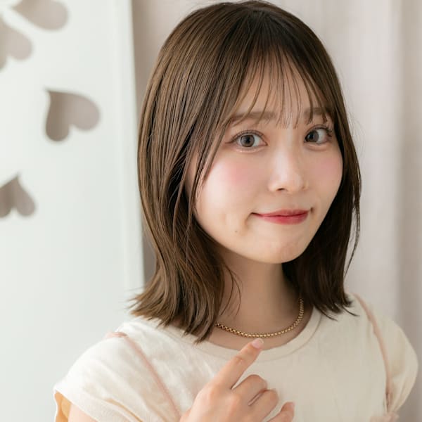 くびれミディアム小顔マレットヘアウルフボブディ20代30代