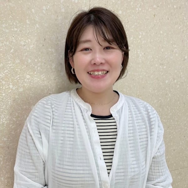 GALETTE UMEDA【ガレットウメダ】のスタッフ紹介。橋本　裕子