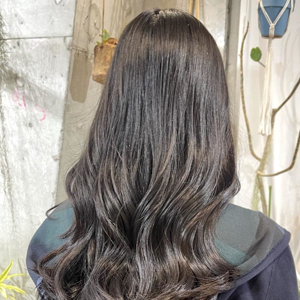 ツヤ髪　暗髪ロング|MANOHARU