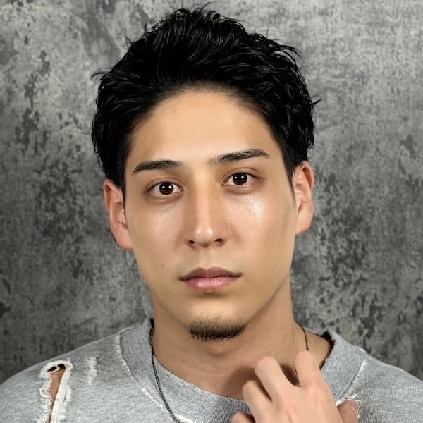 【ビジネスアップバング】好印象を与える大人のフェードショート