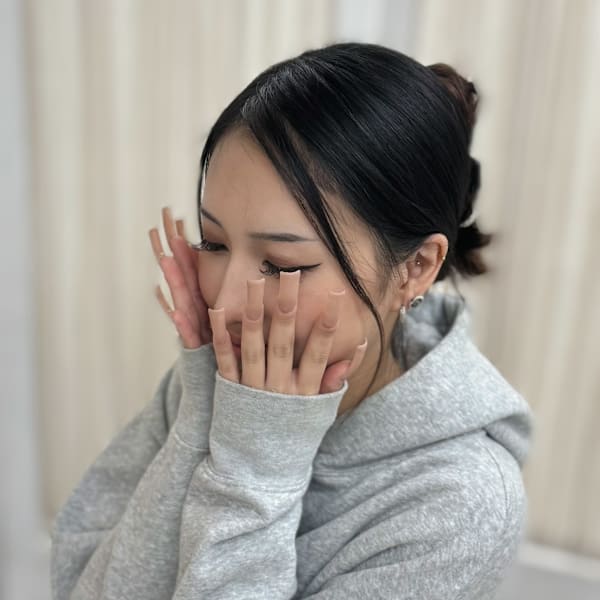 NAIL  atre  by Enchante【ネイルアトレバイアンシャンテ】のスタッフ紹介。サエ