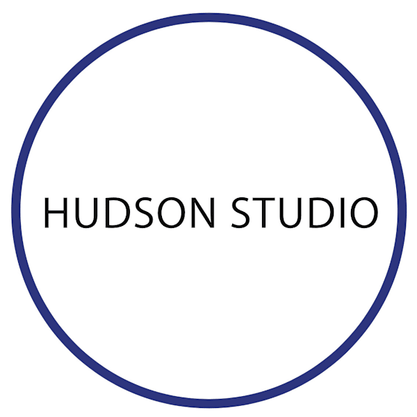 HUDSON STUDIO ny style nail spa【ハドソン　スタジオ　ニューヨーク　スタイル　ネイル　スパ】のスタッフ紹介。ミミ