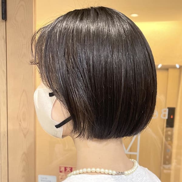 多毛硬毛　黒髪ぱっつんミニボブ|MANOHARU