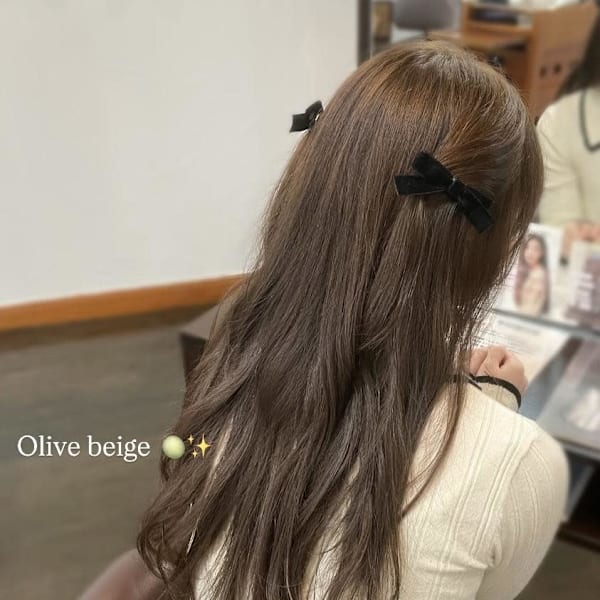 オリーブベージュ|La Ruelle.江曽島店 【ラリュエル エソシマテン】