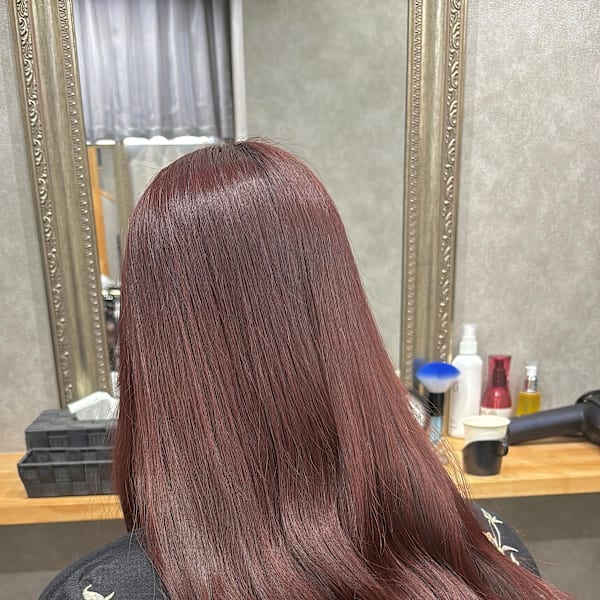 ピンクブラウン