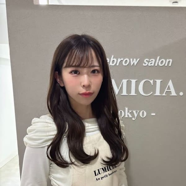 眉毛/アイブロウサロンLUMICIA.-TOKYO-大阪天王寺店【眉毛専門店】【マユゲ アイブロウサロン ルミシアトウキョウ オオサカテンノウジテン マユゲセンモンテン】のスタッフ紹介。ホノカ マユゲ