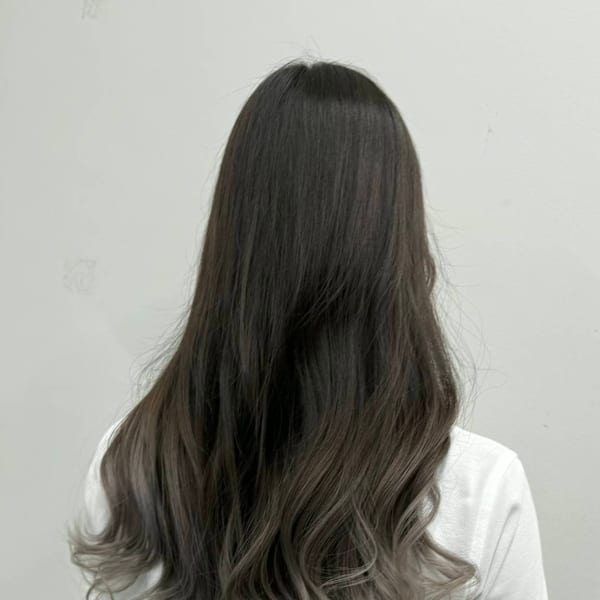 ホワイトベージュ