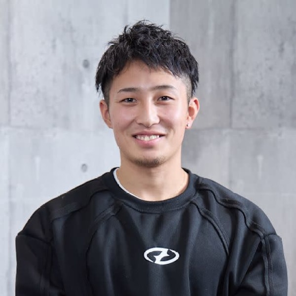 _WHITE+ 南海難波店【アンダーバーホワイトプラスナンカイナンバテン】のスタッフ紹介。ジュンペイ 