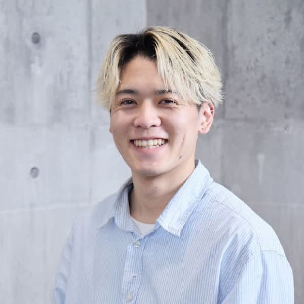 _WHITE+ 南海難波店【アンダーバーホワイトプラスナンカイナンバテン】のスタッフ紹介。平尾 悠