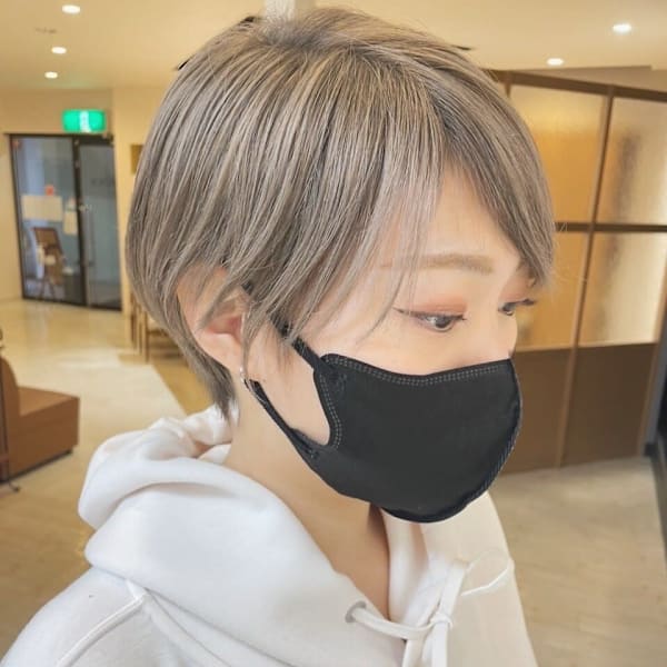ボーイッシュ×ショートヘアー×ミルクティー