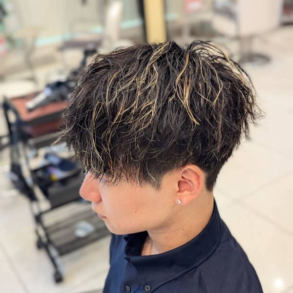ツイストスパイラルパーマ×ハイライト