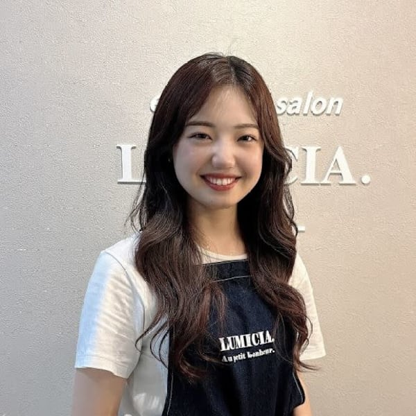 眉毛/アイブロウサロン LUMICIA.-TOKYO-西新宿店【眉毛専門店】【マユゲ アイブロウサロン ルミシアトウキョウ ニシシンジュクテン マユゲセンモンテン】のスタッフ紹介。アツキ マユ