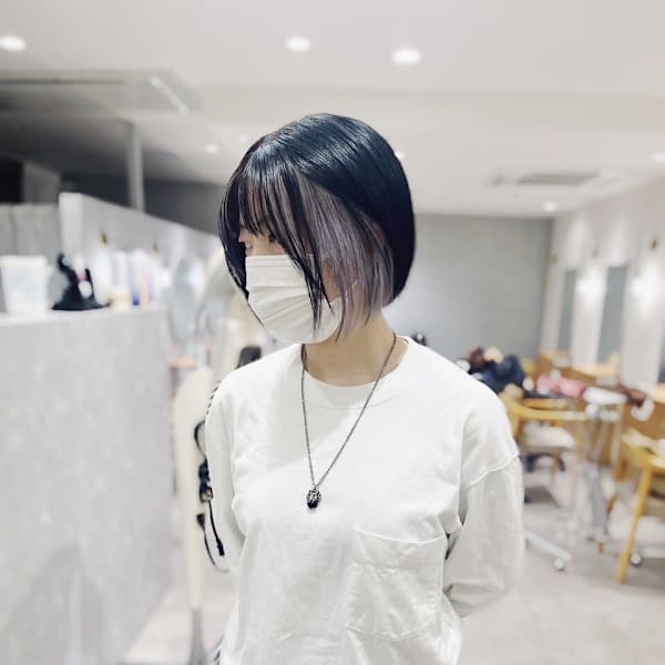 ショートボブ.ショートレイヤーボブ.インナーカラー.ブリーチ