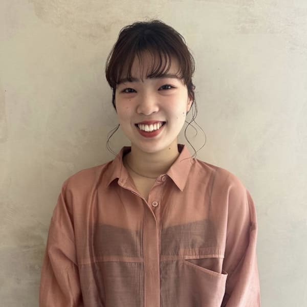 fig by artefice【フィグ バイ アルテフィーチェ】【フィグ バイ アルテフィーチェ】のスタッフ紹介。寺尾 遥