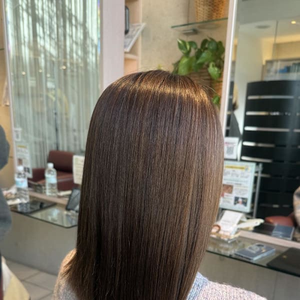 ハンドブローで叶う髪質改善ストレート|EMU international 春日部本店