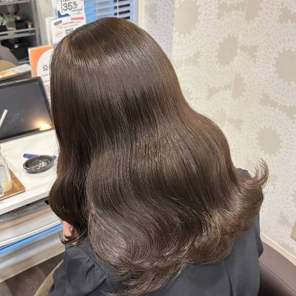 オリーブベージュ/オリーブグレージュ/赤味消しカラー|Hair Design Angelo carino