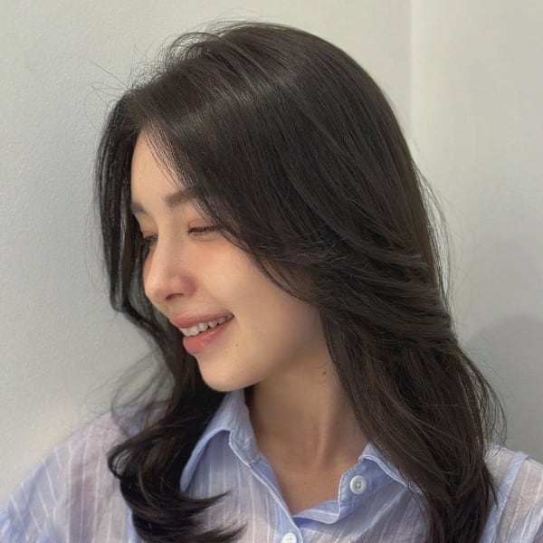 【AIR大阪】山本莉子 ミディアムレイヤー|AIR 大阪