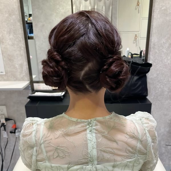 ツインお団子ヘア