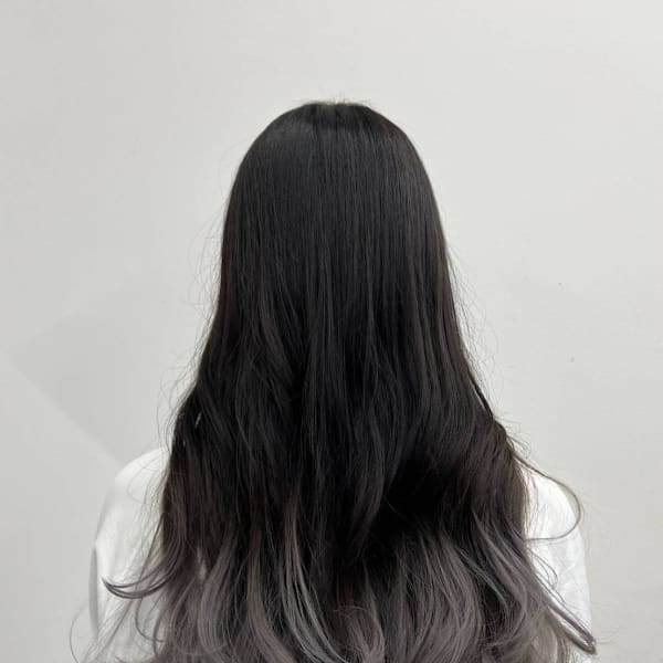 アッシュシルバーグラデーション