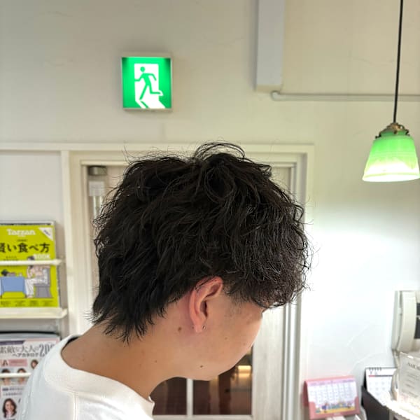 “ショートウルフ”シャドウパーマ