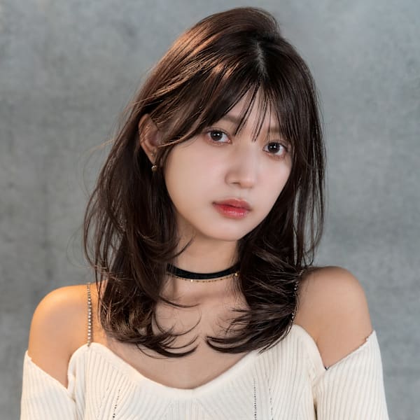 20代・30代_抜け感レイヤーの大人可愛いセミディ|AUBE HAIR veil 谷山店 【オーブ ヘアー ベール】