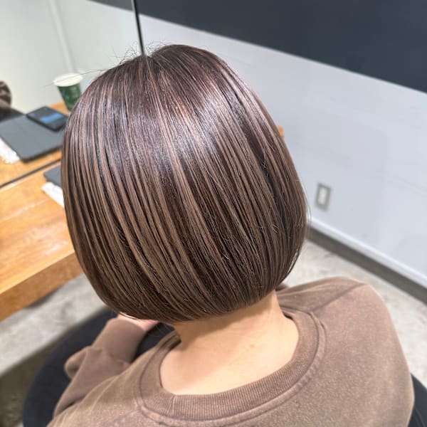 ボブ×デザインカラー