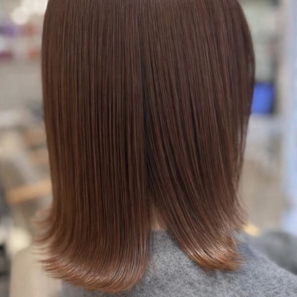 乾かすだけで整う、上品ピンクブラウンヘア」