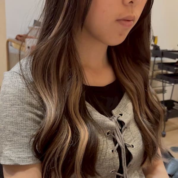 シールエクステでノンダメージインナーカラー