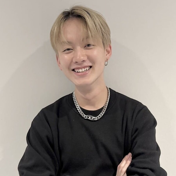 tasty bloom【テイスティブルーム】のスタッフ紹介。鳥井原 隼人