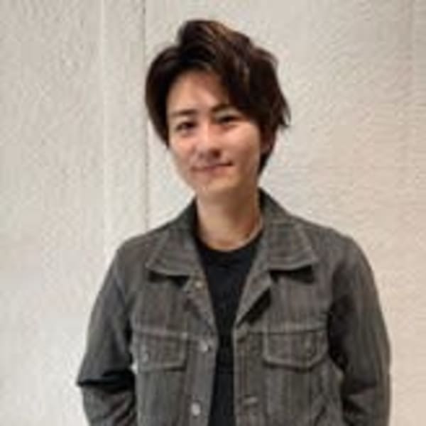 LIC men's salon 南堀江【リック メンズ サロン ミナミホリエ】のスタッフ紹介。佐野 峰土