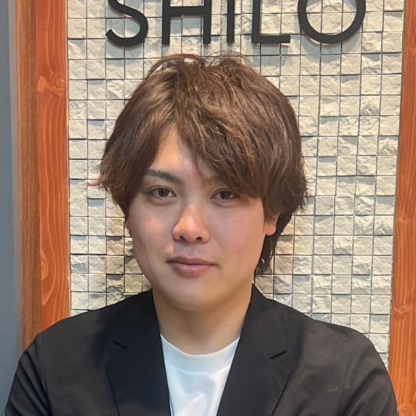 salon.de.SHILO 【メンズ理容室/バーバー】【サロンドシロ メンズリヨウシツ バーバー】のスタッフ紹介。益子 祥史 <理容室>