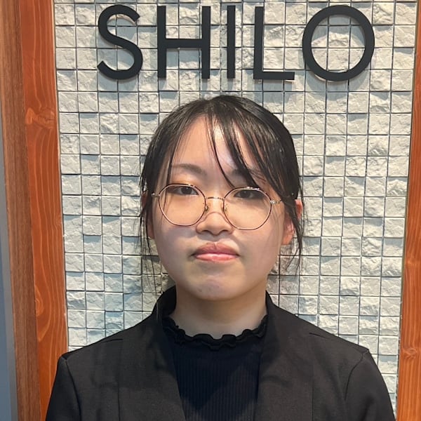 salon.de.SHILO 【メンズ理容室/バーバー】【サロンドシロ メンズリヨウシツ バーバー】のスタッフ紹介。山田あかり <理容室>