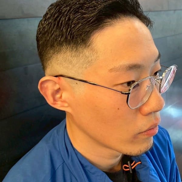 バーバー フェード  刈り上げ ベリーショート クロップ