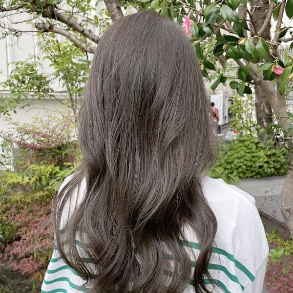 ダークアッシュ/韓国巻き/ミディアムレイヤー|Cyntia by artina 渋谷店