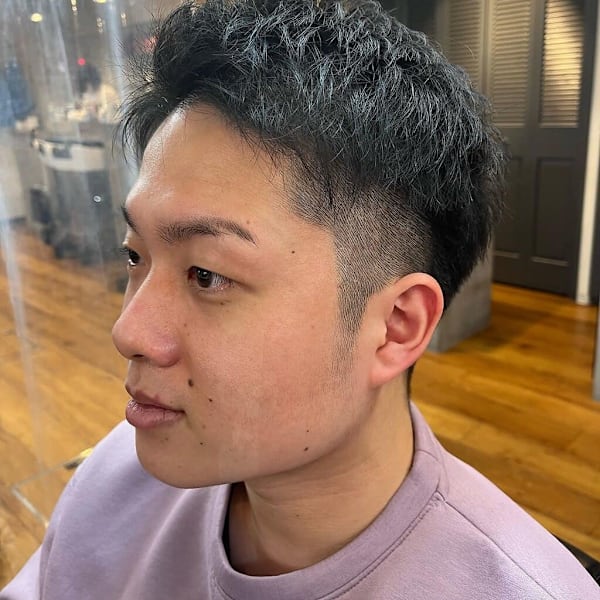 スッキリツーブロック刈り上げショートスタイル