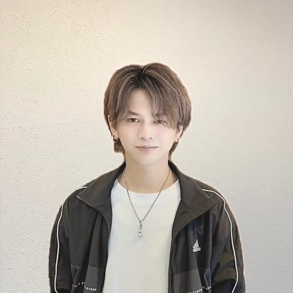 CODE.LINE 富雄店【コードライン トミオテン】のスタッフ紹介。西条健吾 / ツヤ髪