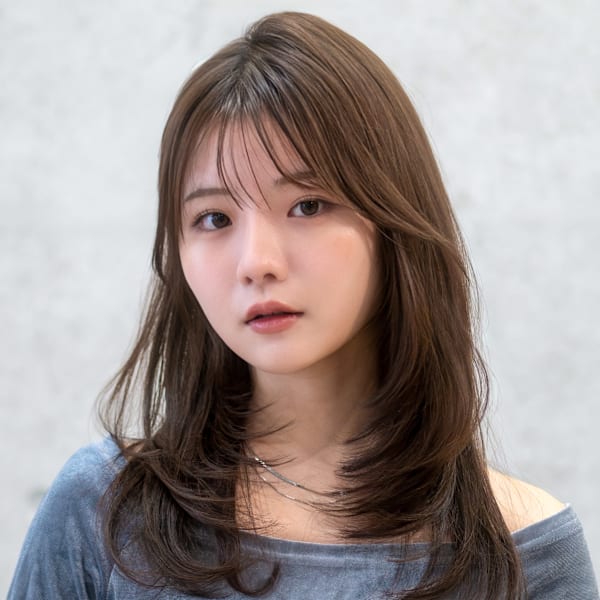 20代・30代_やわらか質感のナチュラルレイヤーミディ