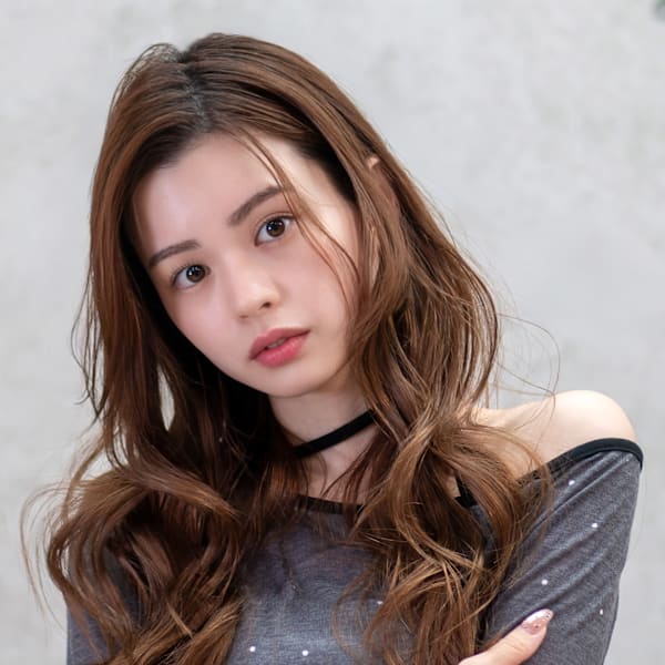 20代・30代_大人可愛いニュアンスロング