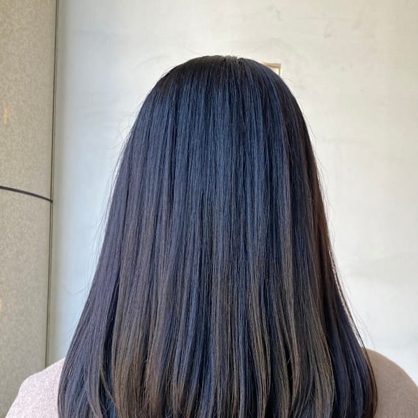 レイヤーカット+酸性ストレートパーマ