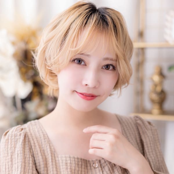 韓国風ハイトーンカラー小顔プードルパーマ　ミックスカラー