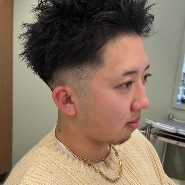 ツイストスパイキーショート