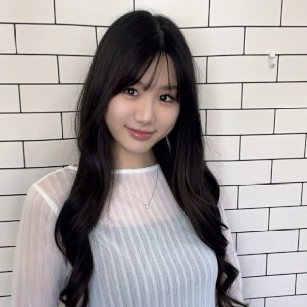 Momoka |ネイルサロン Cleo【クレオ】 伏見店 ～パラジェル導入店～