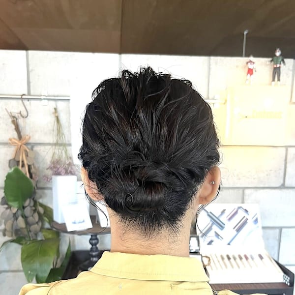 シニヨンヘア
