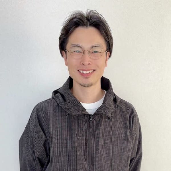 全席個室美容室 Zina 船橋 髪質改善＆トリートメント【ゼンセキコシツビヨウシツ ジーナ フナバシ カミシツカイゼン】のスタッフ紹介。松尾 郁哉